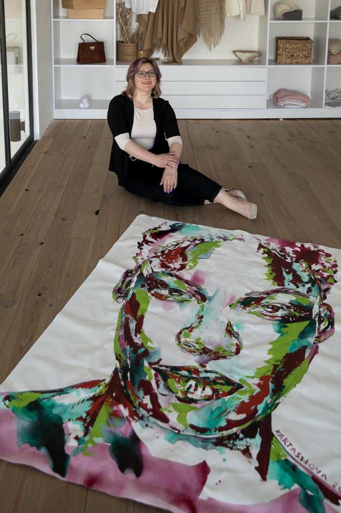 120_2_Viktoriia Kartashova, No more fears, canvas, 150x118 cm, 2021
AVAILABLE